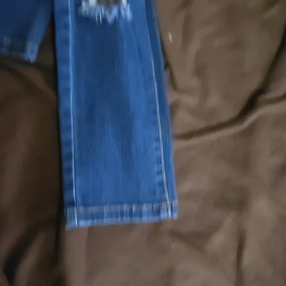 Skinny jeans with chains - Picture 10 of 10